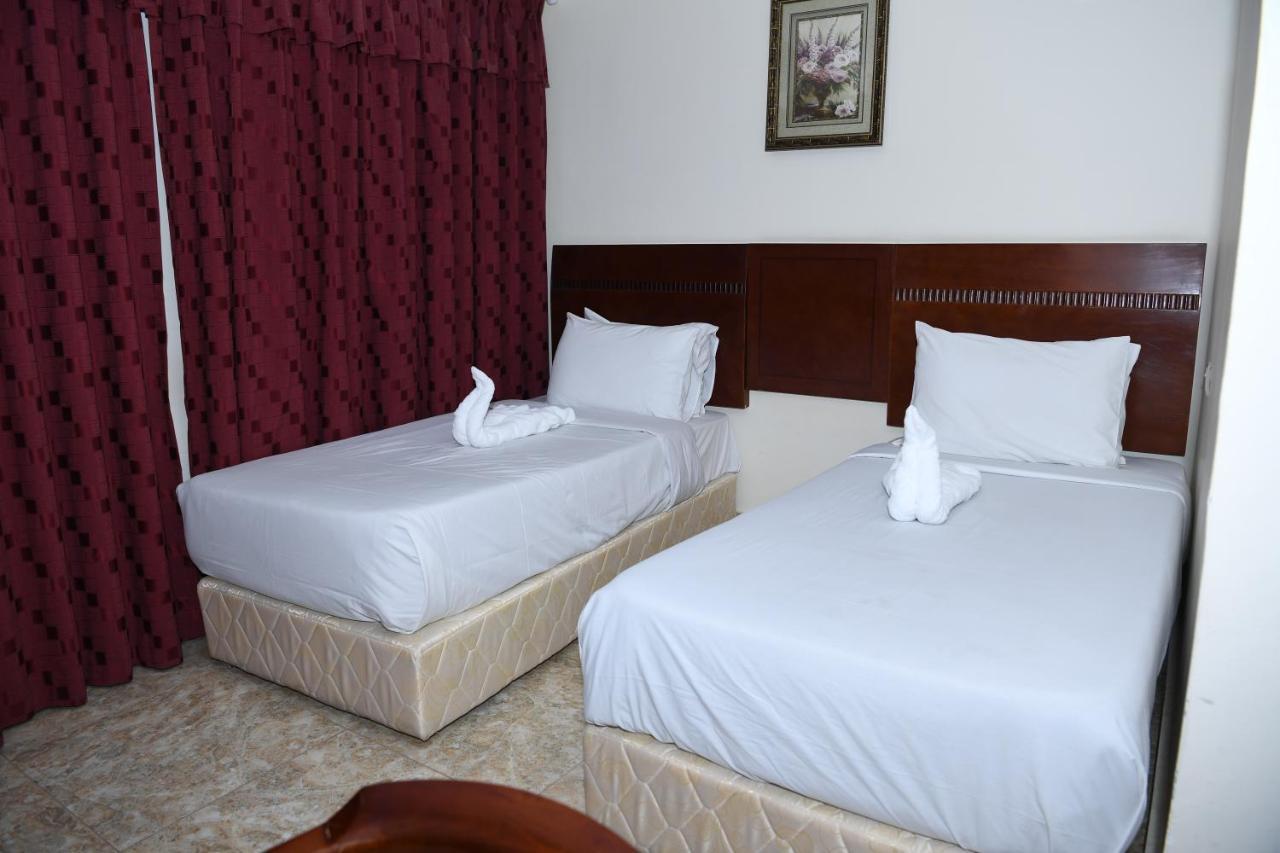 Continental Suite Farwaniya Kuwait City Luaran gambar