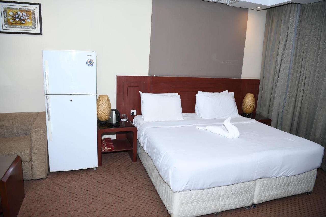 Continental Suite Farwaniya Kuwait City Luaran gambar