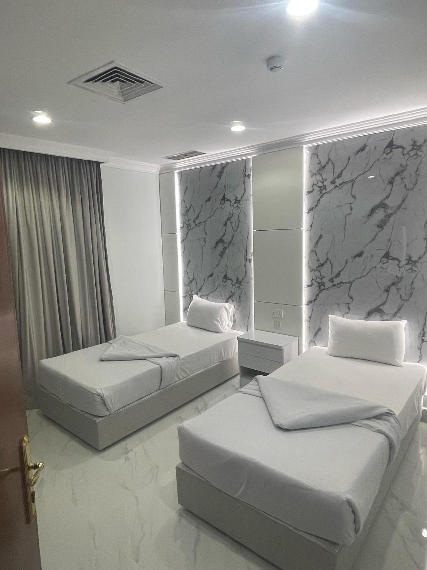 Continental Suite Farwaniya Kuwait City Luaran gambar